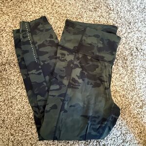 Barely worn Lululemon Leggings, size 12